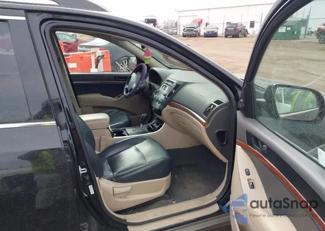 2011 Hyundai Veracruz Gls z USA, uszkodzony, nr VIN KM8NU4CC2BU174666